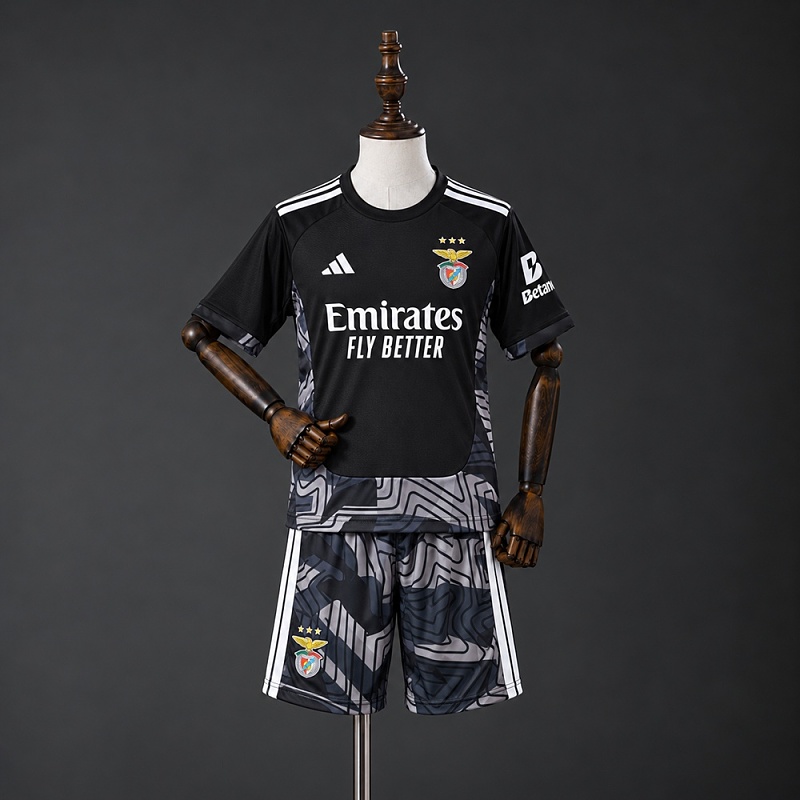 Benfica 26/27 Black Goalkeeper Kids Kit