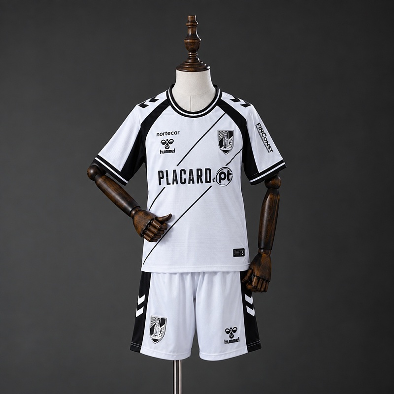 Famalicao 26/27 Home Kids Kit Jersey