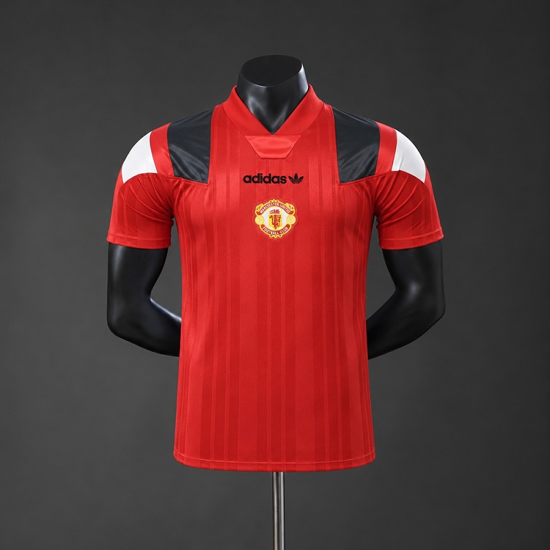 Manchester United 26/27 EQT Red Player Version Retro Jersey