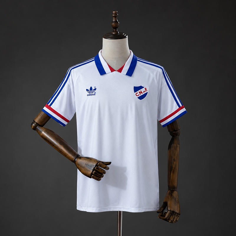 Nacional 80/82 Home Retro Jersey