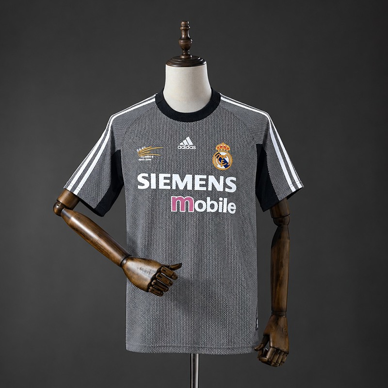 Real Madrid 02/03 Goalkeeper Retro Jersey