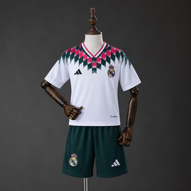 Real Madrid 26/27 Home Retro Kids Kit